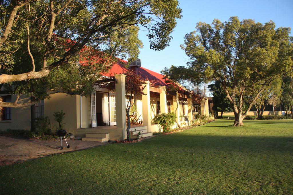 Calais Wine Estate Pension Paarl Buitenkant foto